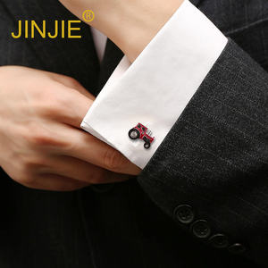 Venta caliente al por mayor diseño divertido boda novedad antiguo color rojo Coche forma <span class=keywords><strong>gemelos</strong></span> para hombres <span class=keywords><strong>camisa</strong></span> - Product Image 6