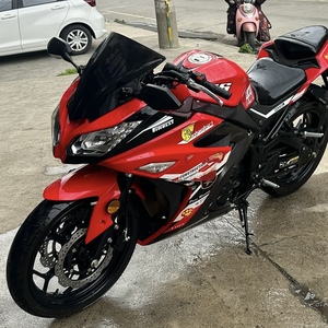 Kawasaki1 Ninja 250cc, refroidissement liquide, bicylindre en parallèle, moto de course sportive à essence d'occasion haute performance - Product Image 3