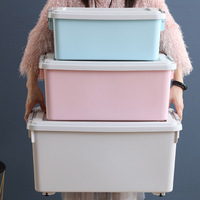 Boîte de rangement en plastique PP avec couvercle à fermeture, empilable, organiseur de vêtements pour chambre à coucher, armoire et rangement domestique