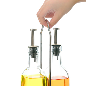 Set minyak dan cuka kaca persegi, desain Italia klasik dengan Label pelat baja tidak menetes rak cerat untuk dapur restoran - Product Image 4