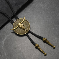 Nouveau Collier Bolo Unisexe Vintage Tête de Taureau Cowboy Western en Alliage avec Cordon Tressé en PU – Vente en Gros