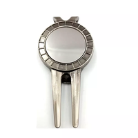 Outils de réparation de divot de golf en vrac personnalisables Fourche de pas personnalisée en métal et accessoire de style sport en alliage de zinc