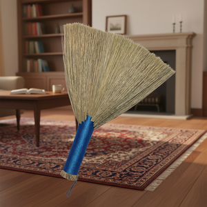 Balai à main en herbe naturelle Sapu Perancis, mini balai de nettoyage fabriqué en Indonésie - Product Image 6