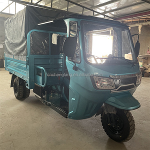 Triciclo de Motor a Gasolina de 3 <span class=keywords><strong>Ruedas</strong></span> Nuevo 2026 Directo de Fábrica con Parabrisas, Toldo y Carrocería Abierta para Transporte de Carga y Pasajeros - Product Image 2