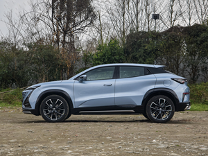 <span class=keywords><strong>Changan</strong></span> UNI-T <span class=keywords><strong>2022</strong></span>, SUV Automático 1.5T, <span class=keywords><strong>Nuevo</strong></span>, Volante a la Izquierda, Gasolina, con Cámara Trasera, en Venta - Product Image 2