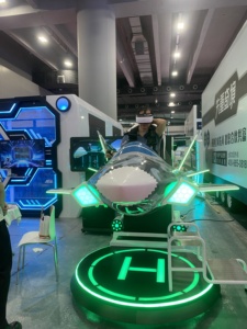 Simulateur de vol VR 9D en métal pour avions et hélicoptères, fabriqué à Panyu, Guangdong, pour les jeux VR en parcs d'aventure - Product Image 2