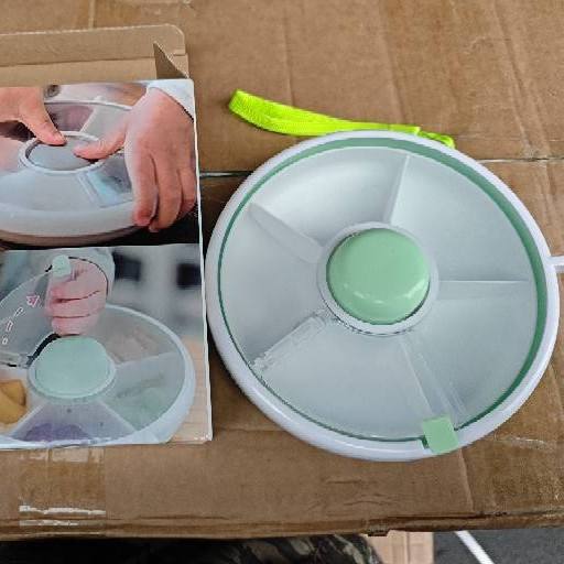 สีเขียว