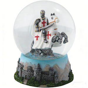 Globo <span class=keywords><strong>de</strong></span> Nieve <span class=keywords><strong>de</strong></span> Resina Pintado <span class=keywords><strong>a</strong></span> Mano con Caballero Templario Medieval y Base <span class=keywords><strong>de</strong></span> Castillo, Regalo Único para Amantes <span class=keywords><strong>de</strong></span> la Historia - Product Image 3