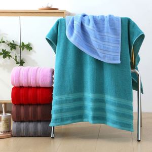 Ensemble de serviettes de bain de luxe en polyester-coton 70x140cm, super absorbantes, séchage rapide, douces, motif original, tissées, couleur personnalisable - Product Image 1