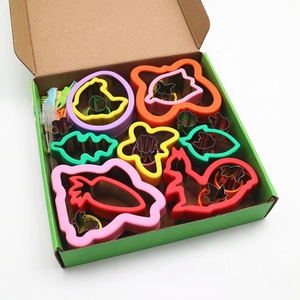 Taglierina per sandwich pasquale in acciaio inossidabile per bambini stampo per biscotti fondente forme di foglie di uova di pulcino - Product Image 5