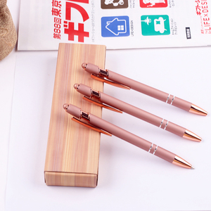 Bolígrafo de Lujo Promocional Rosa Dorado con Punta de 1.0 mm, Pantalla Táctil, Aluminio Metálico, Impresión de Logotipo Personalizado - Product Image 3