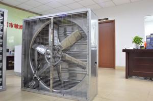 Ventilateur <span class=keywords><strong>d</strong></span>'évacuation 1530 mm 220 V / 380 V, cadre de volet, lame en acier, prix compétitif, ventilateurs à marteaux, <span class=keywords><strong>extracteur</strong></span> <span class=keywords><strong>d</strong></span>'<span class=keywords><strong>air</strong></span> <span class=keywords><strong>chaud</strong></span> <span class=keywords><strong>d</strong></span>'usine - Product Image 3