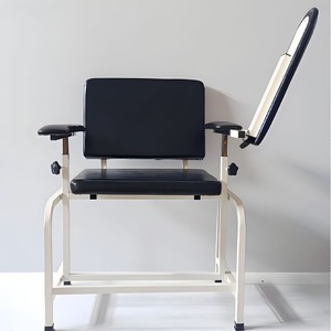 Silla para Extracción de Sangre C033 Azul Rey con Cajones, Grado Médico, Uso Hospitalario - Product Image 2