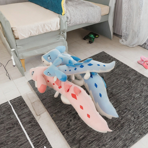 Vente en gros oreiller en peluche super doux Palworld Little Blue <span class=keywords><strong>Dragon</strong></span> Chillet Animal en peluche pour dormir oreiller utile - Product Image 3