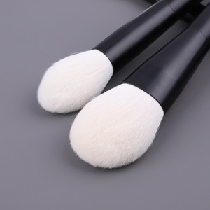 18pcs Nano Fiber Synthetic Hair Makeup Brush Set Black Wood Handle Soft Flat Fan Face Eye Powder Eyeshadow Cosmetic Brushes - Product Image 5