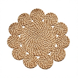 แผ่นรองจานสานจากผักตบชวาแบบหนา สำหรับตกแต่งโต๊ะอาหารสไตล์บ้านไร่ - Product Image 1