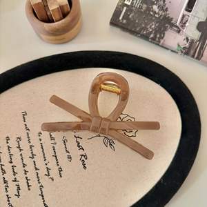 Pince à cheveux nœud papillon géométrique simple en plastique de 7 cm, accessoire de mode classique couleur unie - Product Image 6