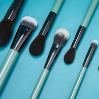 Ensemble de pinceaux de maquillage vegan de qualité supérieure de la marque DL Professional, 11 pièces, manche en bois céladon, logo personnalisé, sac à fermeture éclair en PU, maquillage du visage