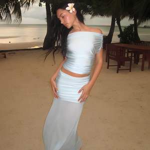 Ensemble 2 pièces personnalisé pour femme 2026 – Haut court sans manches et jupe en maille – Tenue d'été respirante en mousseline, élasthanne et polyester - Product Image 5