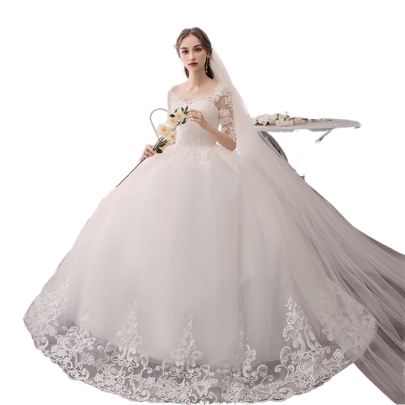 Vintage Bridal Gown - Elegant Wedding Dress with Applique Vintage Bridal Gown - Elegant Wedding Dress with Applique