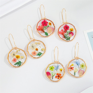Pendientes de Flores Secas Naturales de Moda Vintage, Hechos a Mano, con Resina Epoxi, Pendientes Colgantes Florales, Joyería de Moda para Mujer - Product Image 1