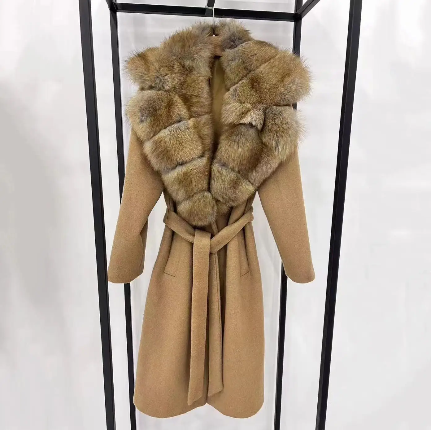 उच्च अंत शानदार परिधान बड़े रियल फॉक्स फर कॉलर ऊन कोट सर्दियों परिधान लंबी बज सर्दियों महिलाओं कोट