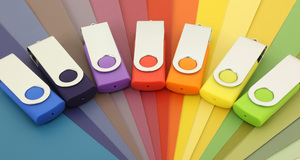 Granel de fábrica 2Gb 4Gb 8Gb 16Gb 32Gb 64Gb Logotipo personalizado <span class=keywords><strong>2</strong></span>.0 3.0 Palo giratorio pendrive Unidad flash USB al por mayo - Product Image 4