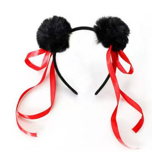 Serre-tête Nezha noir et rouge avec pompon, coiffe de fête pour enfant, en tissu, fabriqué à la main, collection Printemps 2025, origine Yiwu - Product Image 2