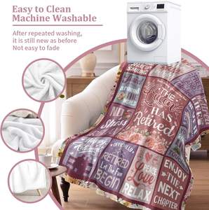 Manta de celebración de jubilación personalizable, regalo de despedida personalizado para mujeres, mamá, abuela, compañera de trabajo, maestra con mensaje cálido - Product Image 6