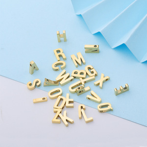 Lote de Cuentas de Acero Inoxidable con Letras del Alfabeto A-Z, Pequeñas y Delicadas, Dijes con Iniciales Cursivas, Collar con Iniciales en Minúsculas - Product Image 6