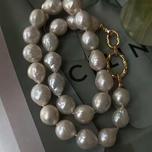 Collier de perles baroques irrégulières colorées et polyvalentes, tendance, pour influenceurs, chaîne de clavicule naturelle polyvalente - Product Image 3