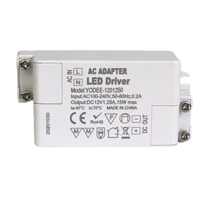 Alimentation électrique à tension constante YODEE LED Driver 12V 1.25A 15W pour usage intérieur - Product Image 4