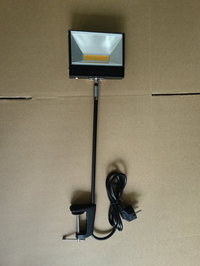 <span class=keywords><strong>Pince</strong></span> sur les lumières d'affichage à LED <span class=keywords><strong>Spot</strong></span> d'exposition 20W-70W Clip à bras long sur la <span class=keywords><strong>lampe</strong></span> d'exposition et d'affichage à LED avec base de <span class=keywords><strong>pince</strong></span> - Product Image 2