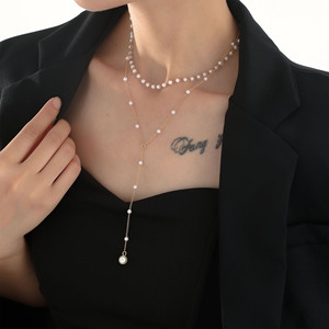 สร้อยคอไข่มุกตาฮิติทรงตัวยูแบบอเมริกัน ดีไซน์พู่ห้อยสองชั้น ซ้อนทับกัน สไตล์หรูหราเบาๆ สำหรับผู้หญิง ใส่ในงานหมั้น - Product Image 1