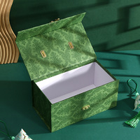Boîte cadeau personnalisée en matériau recyclé avec poignée, fermeture magnétique, logo imprimé, revêtement UV, série de valises en carton rigide