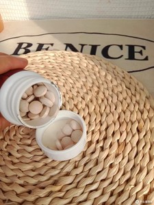 Venta al por mayor Pueraria Mirifica Extracto de raíz en polvo Kudzu Semilla de hierbas líquido comida parte contenedor de plástico bolsa con <span class=keywords><strong>Puerarin</strong></span> - Product Image 3