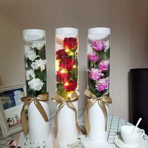 Boîte à fleurs en velours, seau à fleurs, cadeau pour la fête des mères, cadeau pour la Saint-Valentin, roses artisanales - Product Image 4