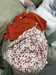 Lot de <span class=keywords><strong>vêtements</strong></span> pour enfants de la marque P, surplus de t-shirts et jupes pour enfants, vente en gros en vrac - Product Image 6