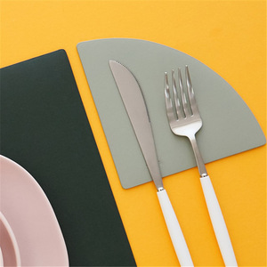 Manteles individuales de cuero PU de estilo nórdico, manteles individuales ecológicos de estilo occidental, manteles aislantes del calor, manteles decorativos para restaurantes, manteles para cuencos - Product Image 3