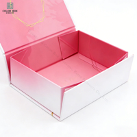 Boîtes pliables personnalisées en papier écologique jetables faites à la main avec fentes magnétiques, logo UV gaufré quadricolore, pour cadeaux, vente en gros