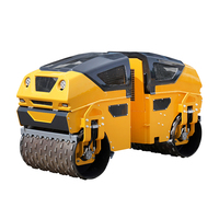 Mini-compacteur vibratoire diesel 1300 kg à commande à distance, direction articulée, avec tambours à pattes de mouton, compactage hydraulique complet