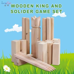 <span class=keywords><strong>Juego</strong></span> de Lanzamiento de Madera Viking Kubb Classic - <span class=keywords><strong>Juego</strong></span> Familiar para Patio al Aire Libre para Niños y Adultos con Piezas de Madera Dura de Primera Calidad - Product Image 3