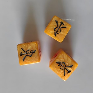 Dados de Mahjong Acrílicos Dorados de 26 mm, Marcadores de Dirección del Viento (Oriente, Sur, Oeste, Norte) para el Juego de Mahjong - Product Image 1