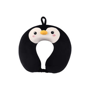 Almohada de Viaje en Forma de U Penguin, 28x26x14cm, Algodón PP Suave y Spandex, Almohada para Siesta en la Oficina, para Usar en Aviones - Product Image 1
