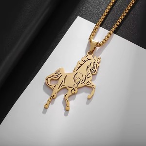 Nuova Collana con Ciondolo Placcato <span class=keywords><strong>Oro</strong></span> in Acciaio Inossidabile, Stile Hip Hop, a Forma di Cavallo, per <span class=keywords><strong>Uomo</strong></span> e Donna - Product Image 2