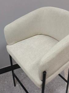 ST-8893-1 Tabourets <span class=keywords><strong>de</strong></span> <span class=keywords><strong>bar</strong></span> modernes <span class=keywords><strong>de</strong></span> luxe à dossier haut en tissu, pieds en métal rouge, neufs, vente en gros pour salle à manger et <span class=keywords><strong>bar</strong></span> à domicile - Product Image 4