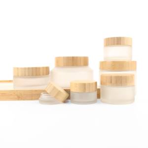 Vasetti in Vetro Opaco da 200ml con Coperchio in Bambù e Spalla Obliqua per Cosmetici 200g BJ26J - Product Image 2