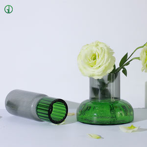 कस्टम नई नॉर्डिक होम शैली बोरोसिलिकेट ग्लास ग्रीन वर्टिकल स्ट्रिप सिलेंडर ग्लास वेस ग्लास फूलदान घर के सजावट के लिए - Product Image 2