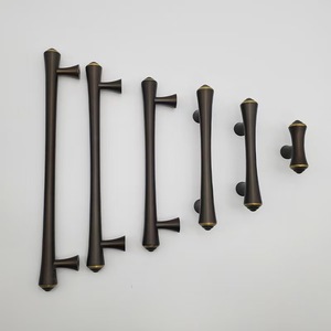 Poignées de meubles de <span class=keywords><strong>cuisine</strong></span> et tiroirs modernes en laiton doré massif de haute qualité, modèle CHIEN 6656, type T-Bar - Product Image 6