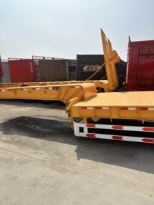 Semirremolque de Plataforma Plana de Acero de Alta Resistencia con Certificación ISO, Tres Ejes, Transporte de Equipo Pesado, Suspensión Neumática, 20-100T - Product Image 6